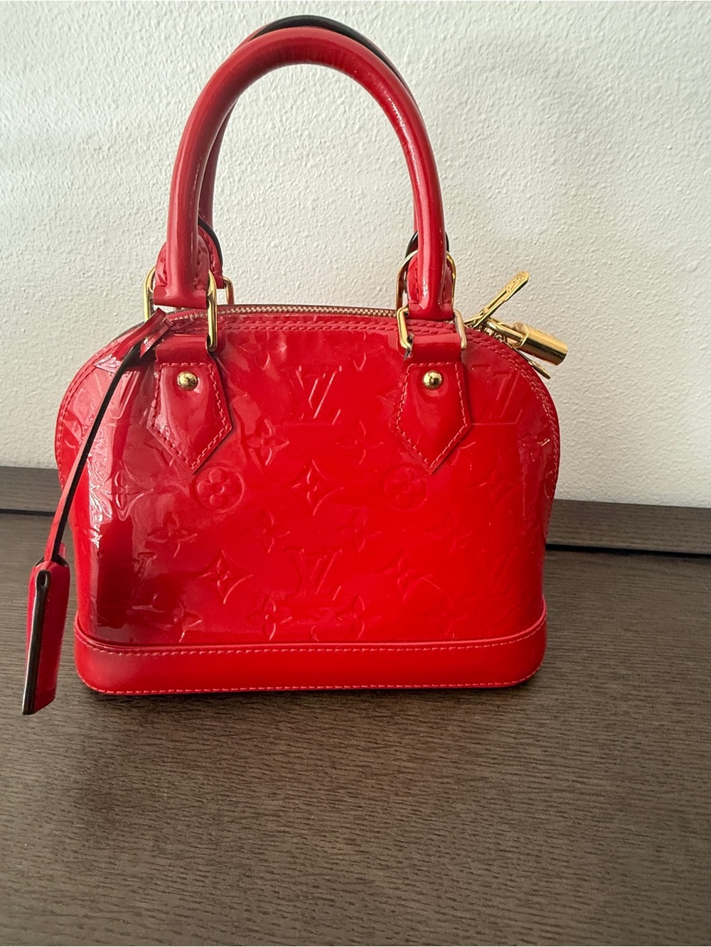 Louis Vuitton Vernis Crossbody Bags Alma BB Red Monogram Crossbody